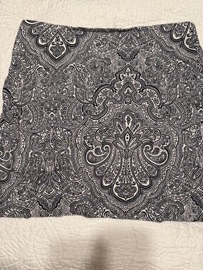 Tommy Hilfiger Black and White Paisley Print Mini Skirt